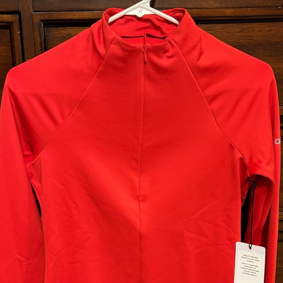 ALO Yoga Airlift Winter Warm 1/4 zip Long Sleeve - Picture 3 of 7